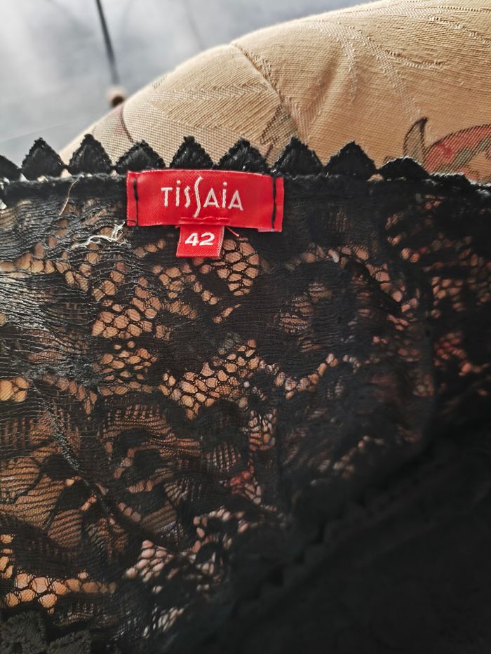 Robe noire dentelle - photo numéro 5