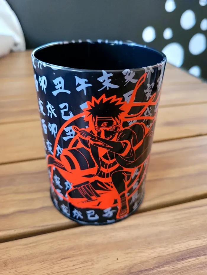 Pot à stylo naruto