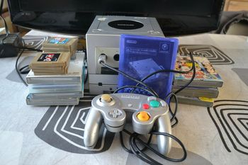 Gros lot Nintendo gamecube + gameboy player + 16 jeux + cd player jap NTSC