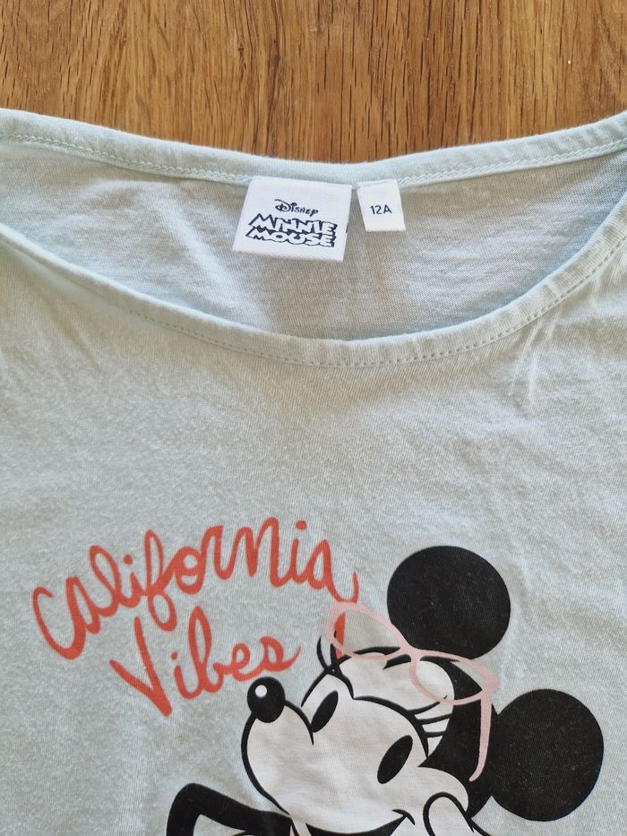 T-shirt taille 12ans en bon état - photo numéro 3