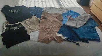 Gros lot vêtements fille 12 ans.