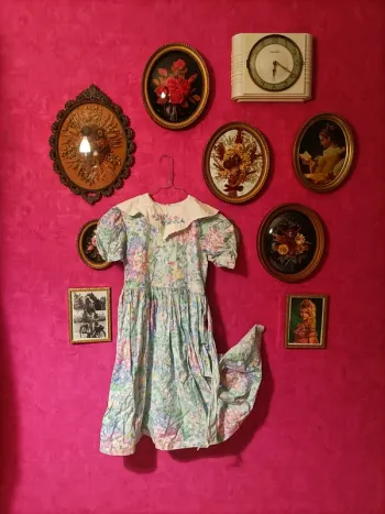 Robe fille manches courtes à fleurs pastel et col blanc vintage taille 12 ans made in France