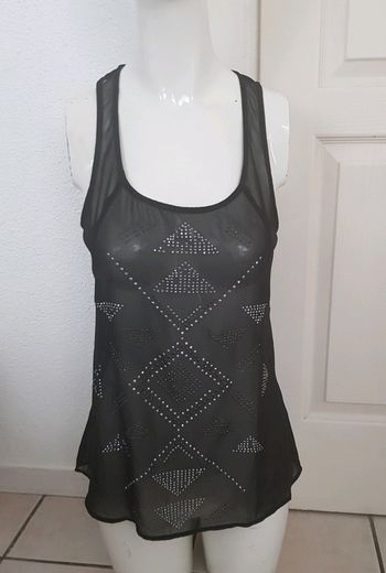 Haut transparent à strass