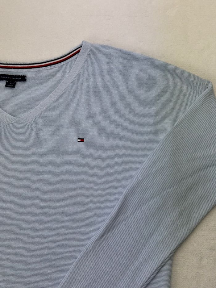 Pull / sweat Tommy Hilfiger femme col V manches longues bleu clair taille M excellent état #02025 - photo numéro 5
