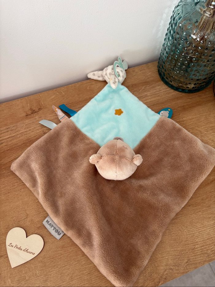 Doudou ours Basile jamais utilisé - photo numéro 7