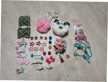 Lot élastiques et pinces à cheveux