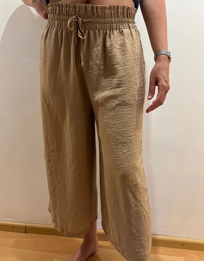 Pantalon beige fluide - stradivarius - taille M