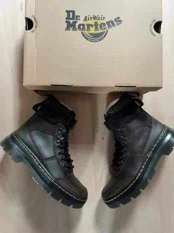 Dr Martens Combs Tech Leather Dark Brown 37
