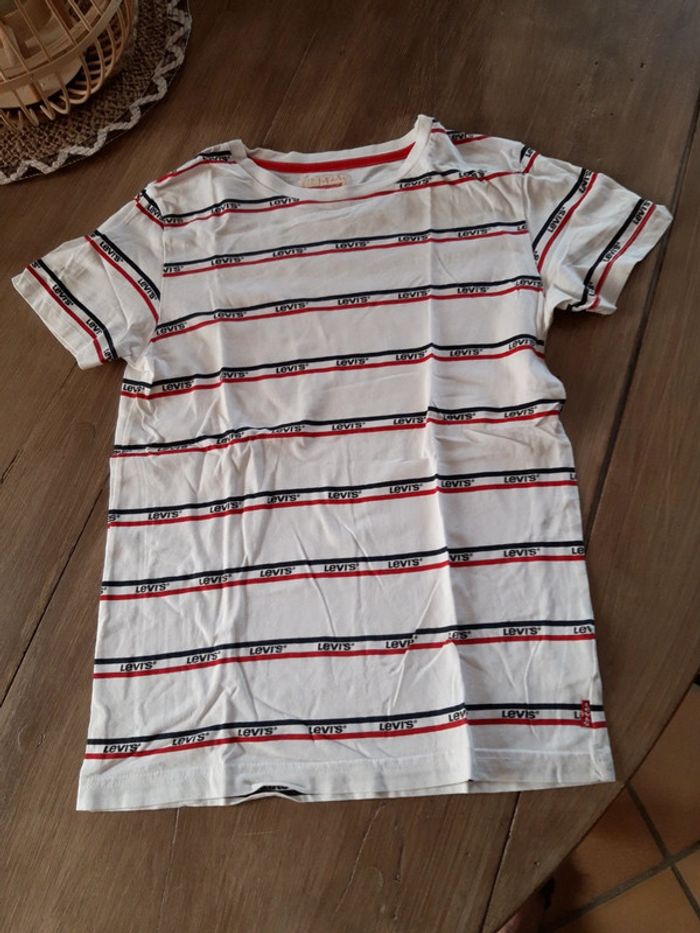 Tee-shirt manches courtes levis