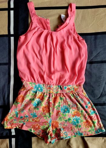 Combinaison rose saumon et fleurs GUESS