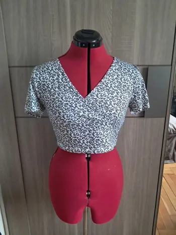 Crop top a fleur