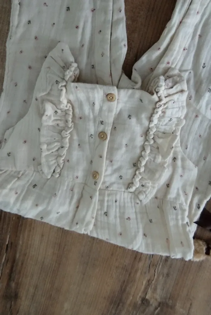 Combinaison pantalon fille H&m crème fleurie - photo numéro 2