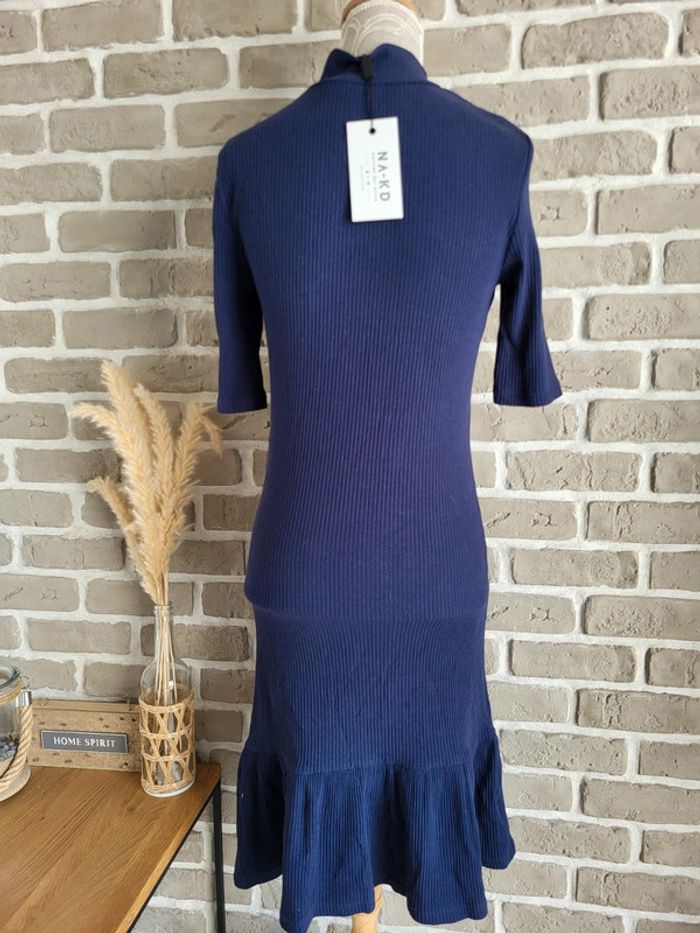 Robe en maille côtelée bleu marine col zippé NA-KD - Neuve - photo numéro 10