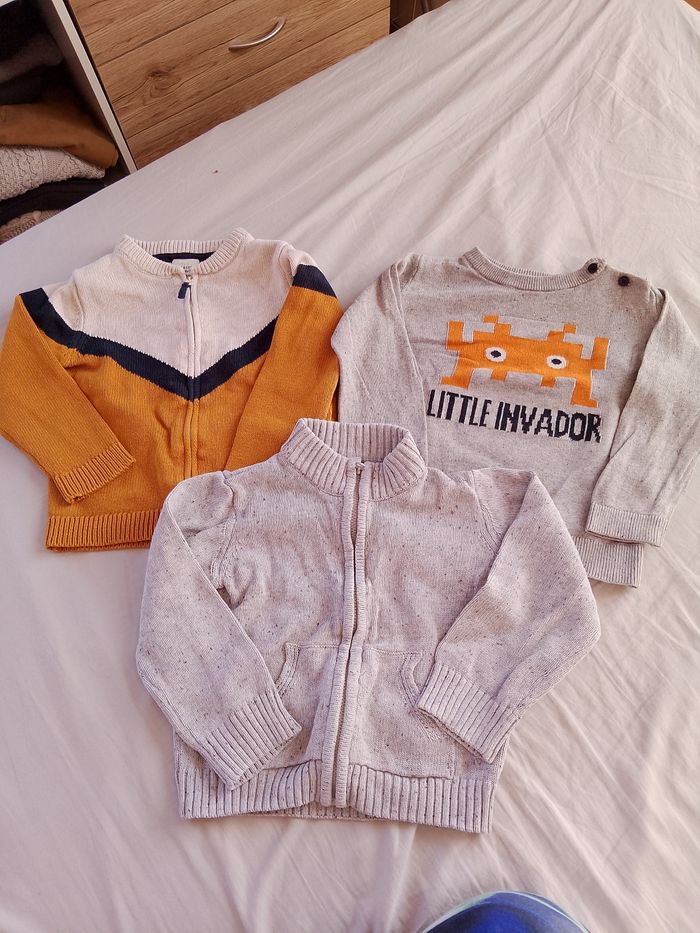 Lot Pull et gilet - photo numéro 2