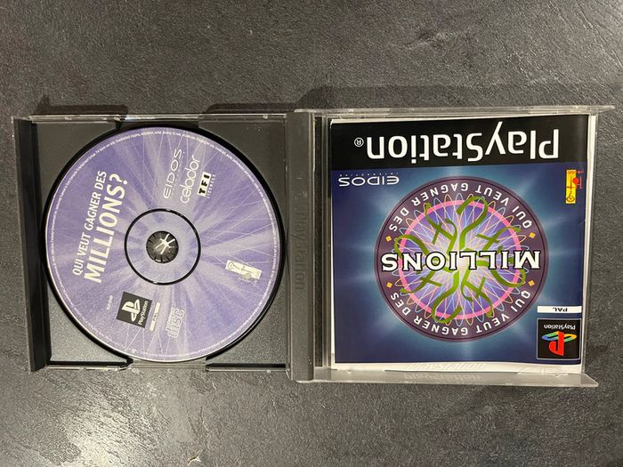 Jeux vidéos PS1 Qui veux Gagner des Millions - photo numéro 3