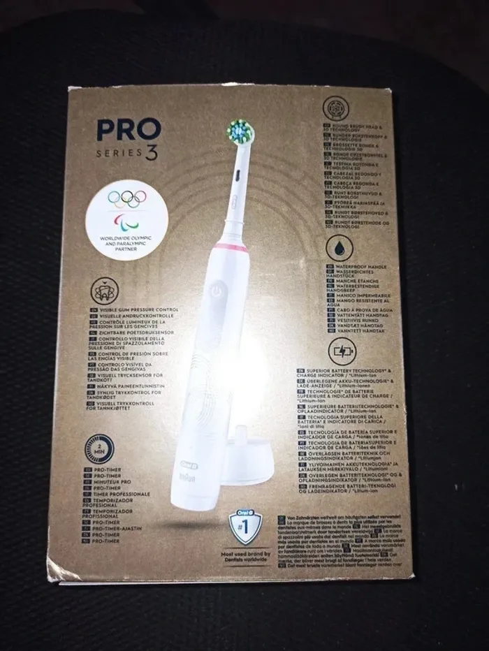 Neuf Brosse à dents électrique pro séries 3 ORAL-B Neuve - photo numéro 2