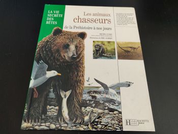 Livre  les animaux chasseurs