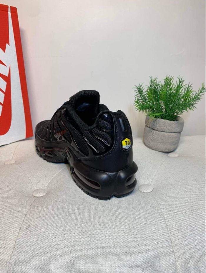 Nike TN Air Max Plus Full Black Noir Triple - photo numéro 6