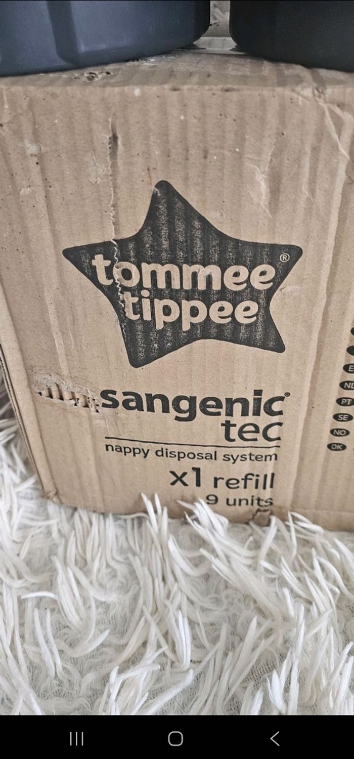 Lot de 9 recharges originales Sangenic Tommee Tippee neufs - photo numéro 7