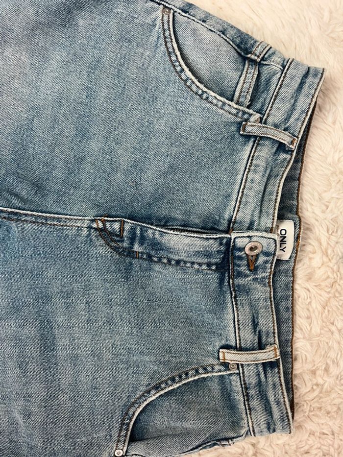 Jean mom taille haute , look vintage/années 90 - photo numéro 3