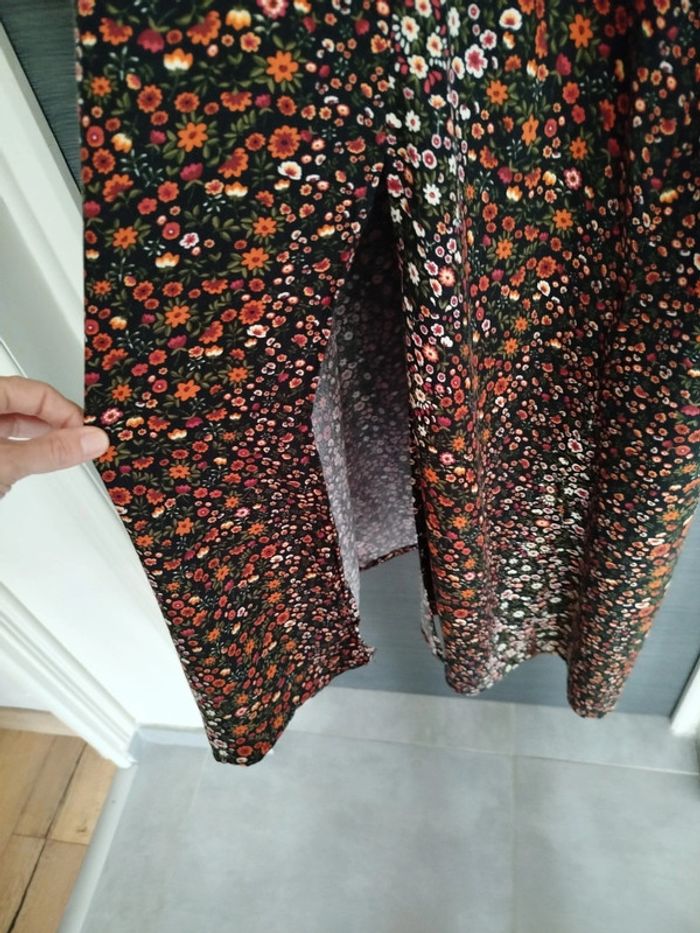Jolie robe fleurie taille L Stradivarius quasi neuve - photo numéro 6
