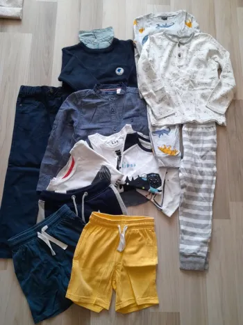 lots vêtements garçon