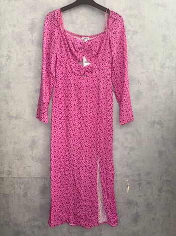 robe neuf avec étiquette 