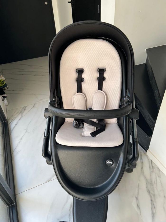 Poussette Mima Xari noire - photo numéro 4