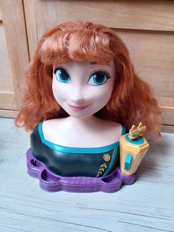 Tête à coiffer Anna Disney