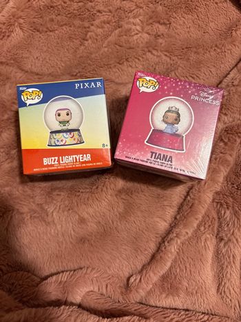 boules à neige disney / pixar