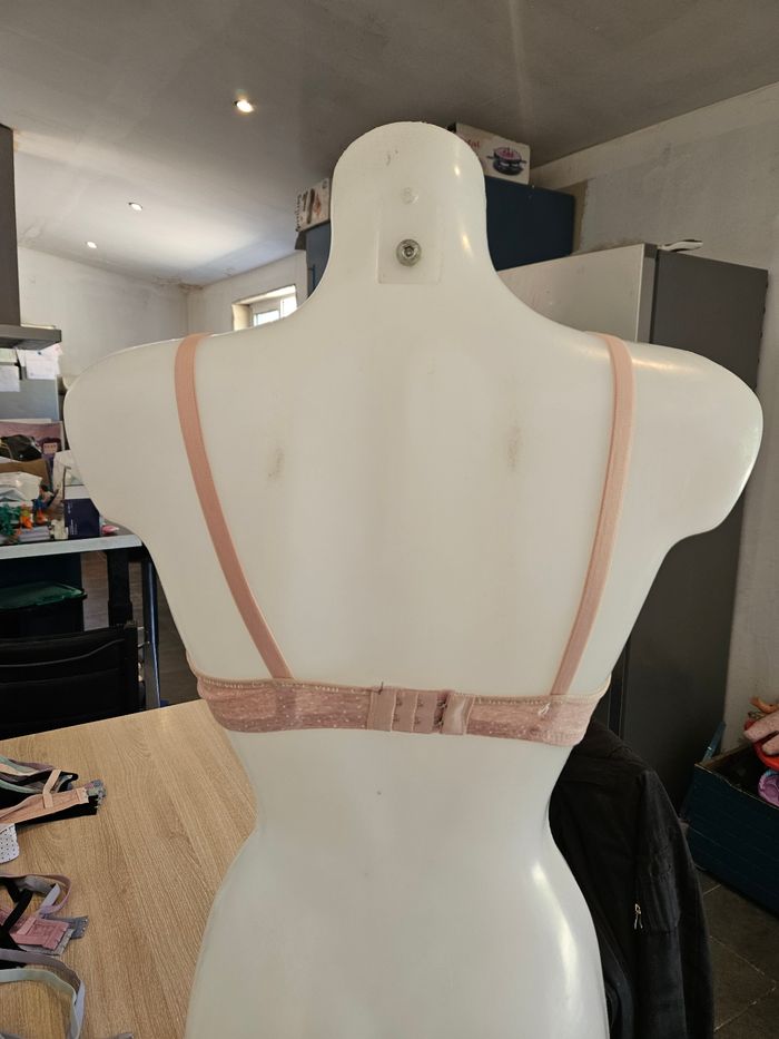 Soutien-gorge 80A rosa junio - photo numéro 9