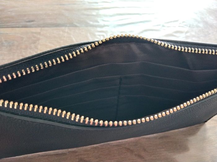 Pochette noire neuve - photo numéro 3