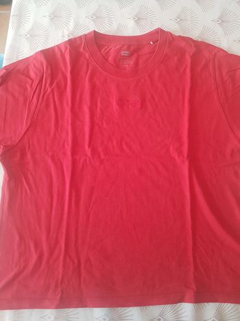 T shirt Levis