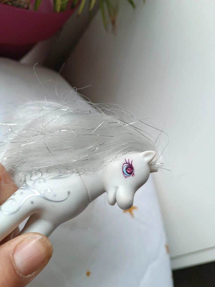 Little Pony petit poney argenté silver diamond star diamant 1997 swirl princesse magic hasbro - photo numéro 9