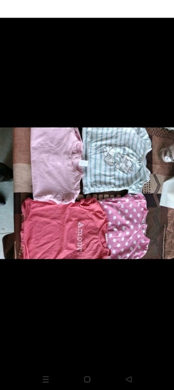 4 t-shirts - photo numéro 2