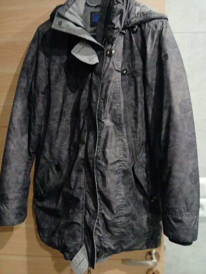 Doudoune gris foncé,  froncée au dos - photo numéro 6