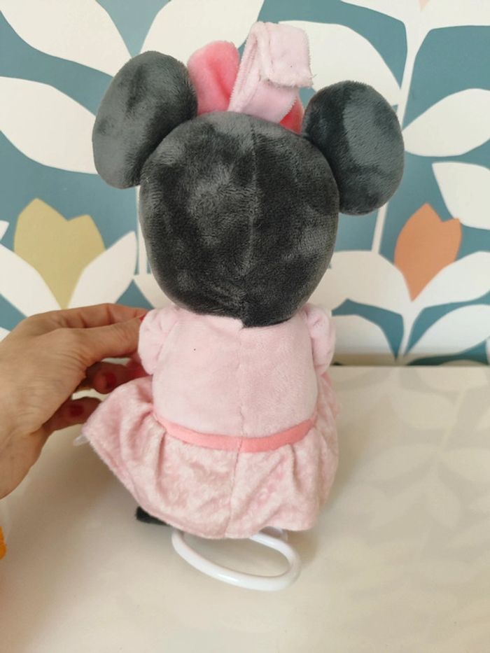 Peluche musicale Minnie Disney baby - photo numéro 3