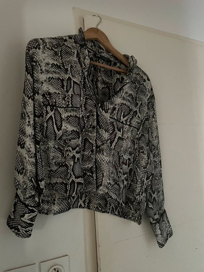 Chemise