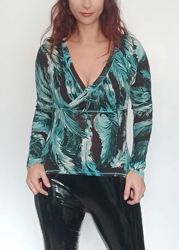 Pull fin décolleté cache cœur taille 36/38