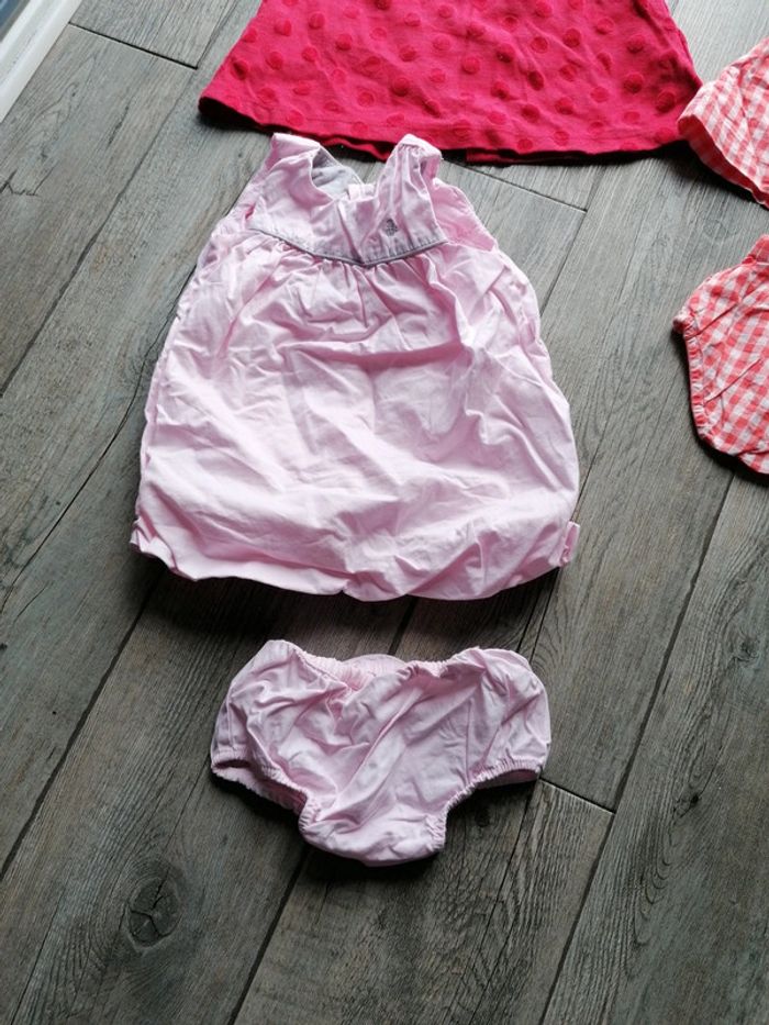 Lot de robes - photo numéro 2
