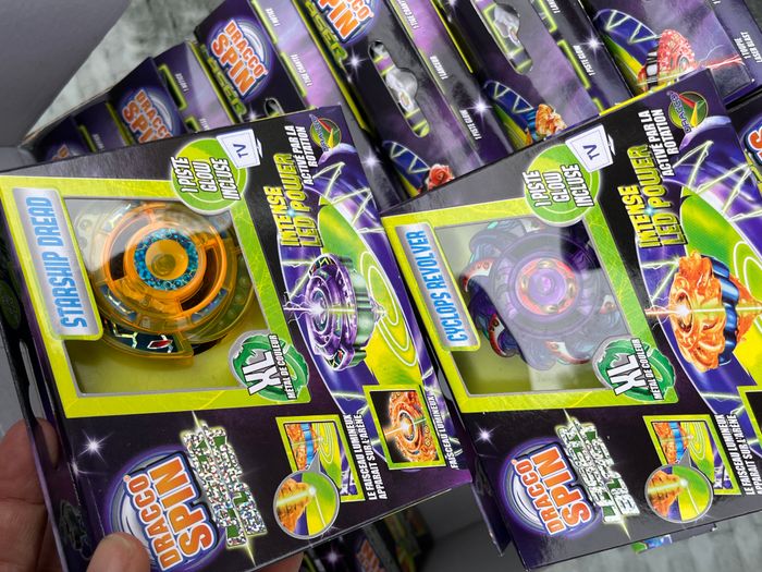 Boite de 12 Toupies De Combat - Homerokk - Dracco Spin - Lumineuse Led - photo numéro 9