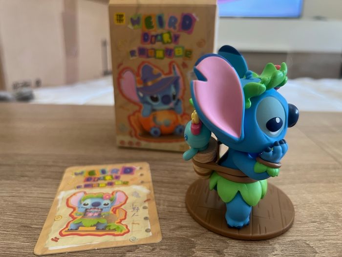 Figurine Top Toy Miniso Disney Stitch & Scrump Weird Diary - photo numéro 4
