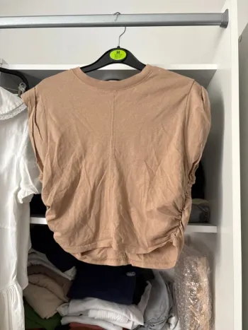 Tee-shirts marron