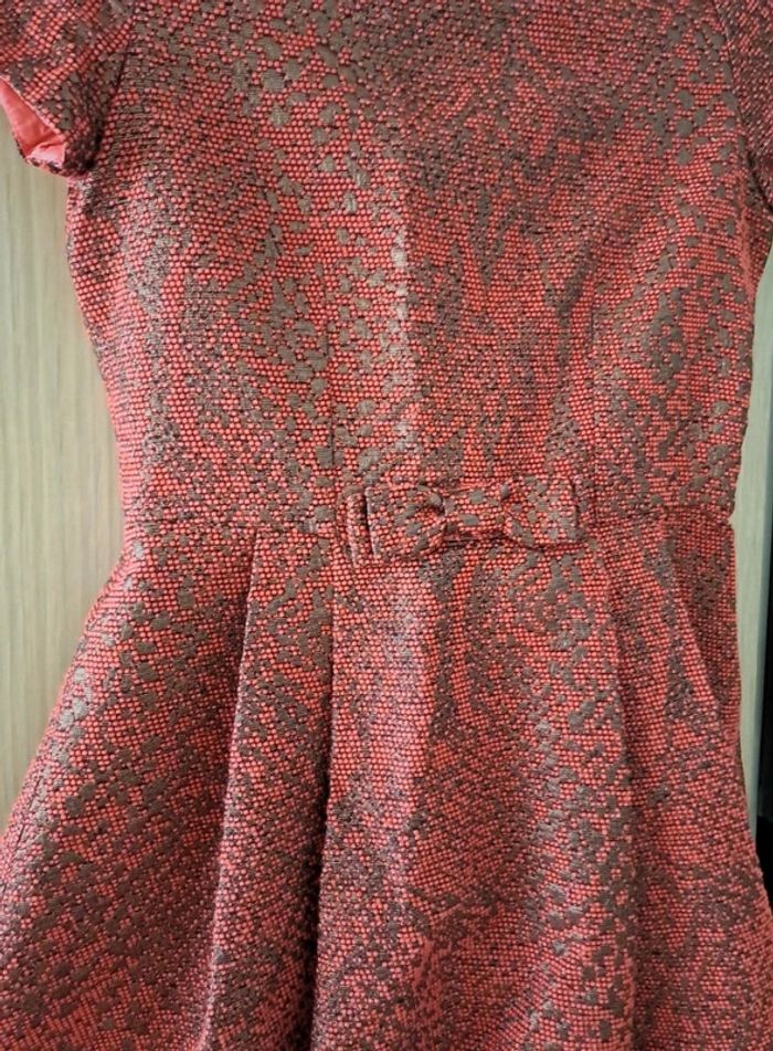 Très belle robe de fête - photo numéro 3