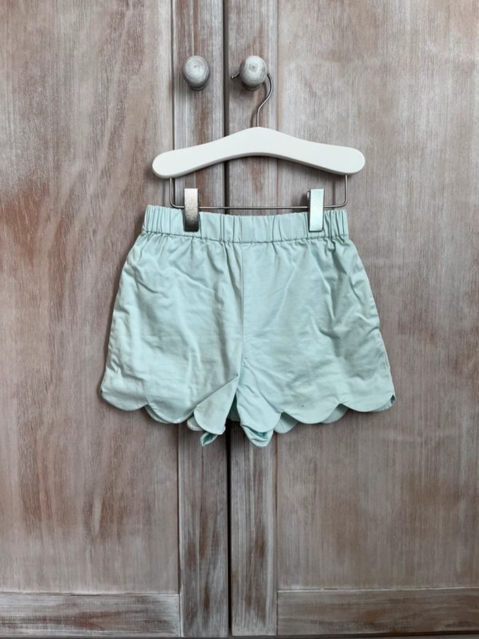 Short festonné dans le bas 5 ans