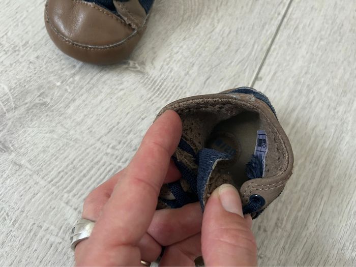 Chaussures chaussons naissance taille 18/20 - photo numéro 3