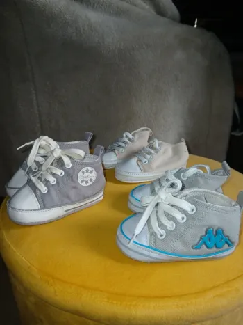 Lot de 3 chaussures bébé