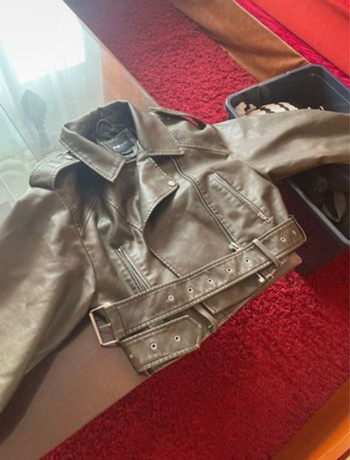 Veste en faux cuir - photo numéro 2
