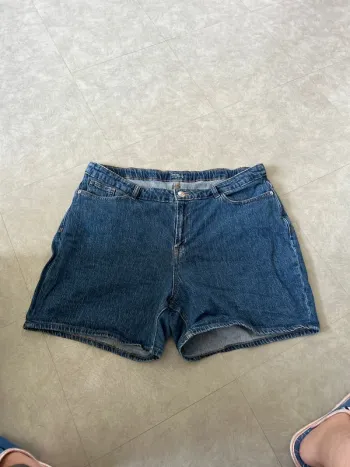 Short en jean réglable