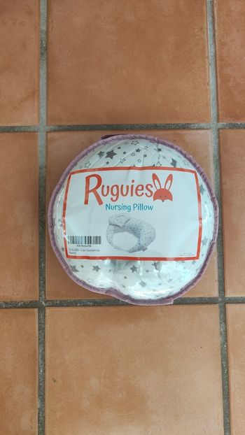 Coussin d'allaitement ruguies neuf